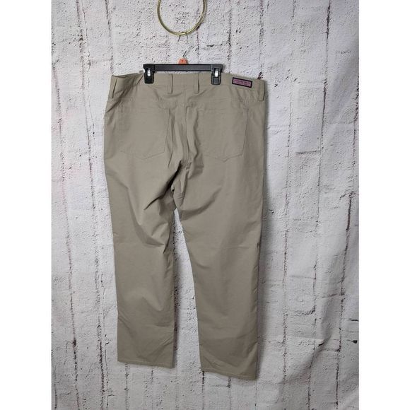 Vineyard Vines 5 Pocket On The Go Pants Men's 40 x 32" Tan Perfomance Stretch - Picture 2 of 7
